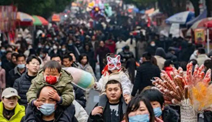 水深火热”而中国的幸福指数却高居全球之首开元棋牌app众多发达国家民众正身陷“(图13)